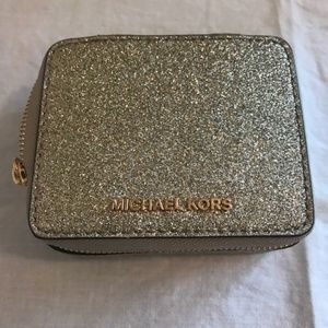 Michael Kors jewelry case